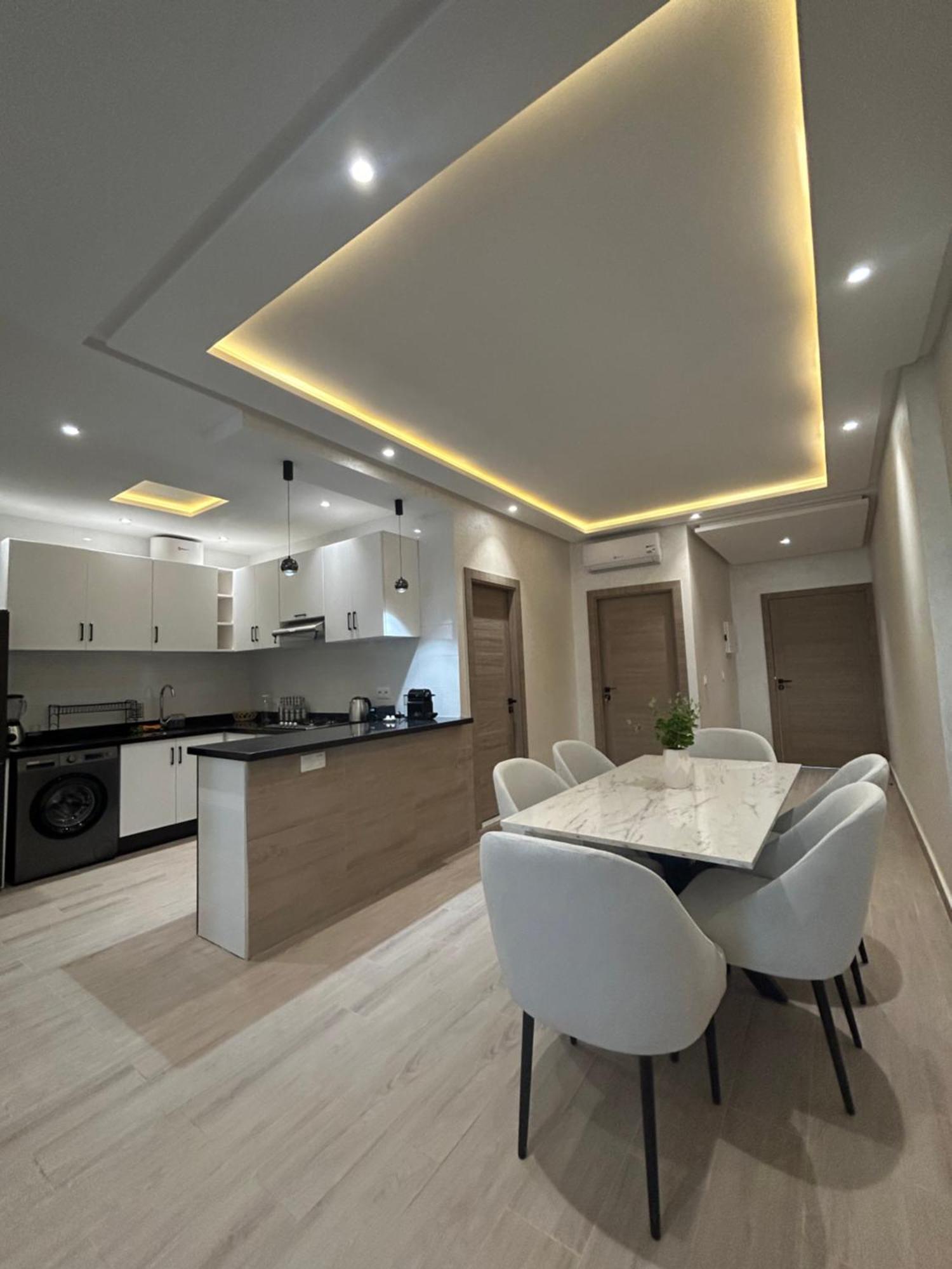Appartement Standing En Face De La Splendide Marina Et A 200m Du Port De - Appt 6 *
